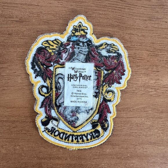 Harry Potter Gryffindor Crest Iron-On Patch | NWT - Picture 3 of 3